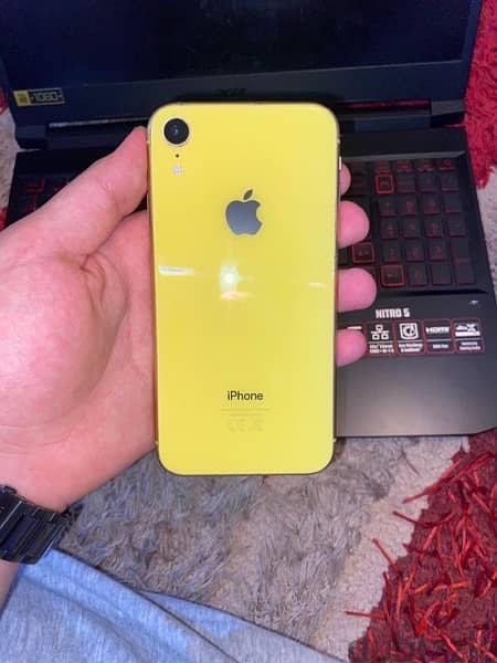 Iphone XR - 128 gb 2