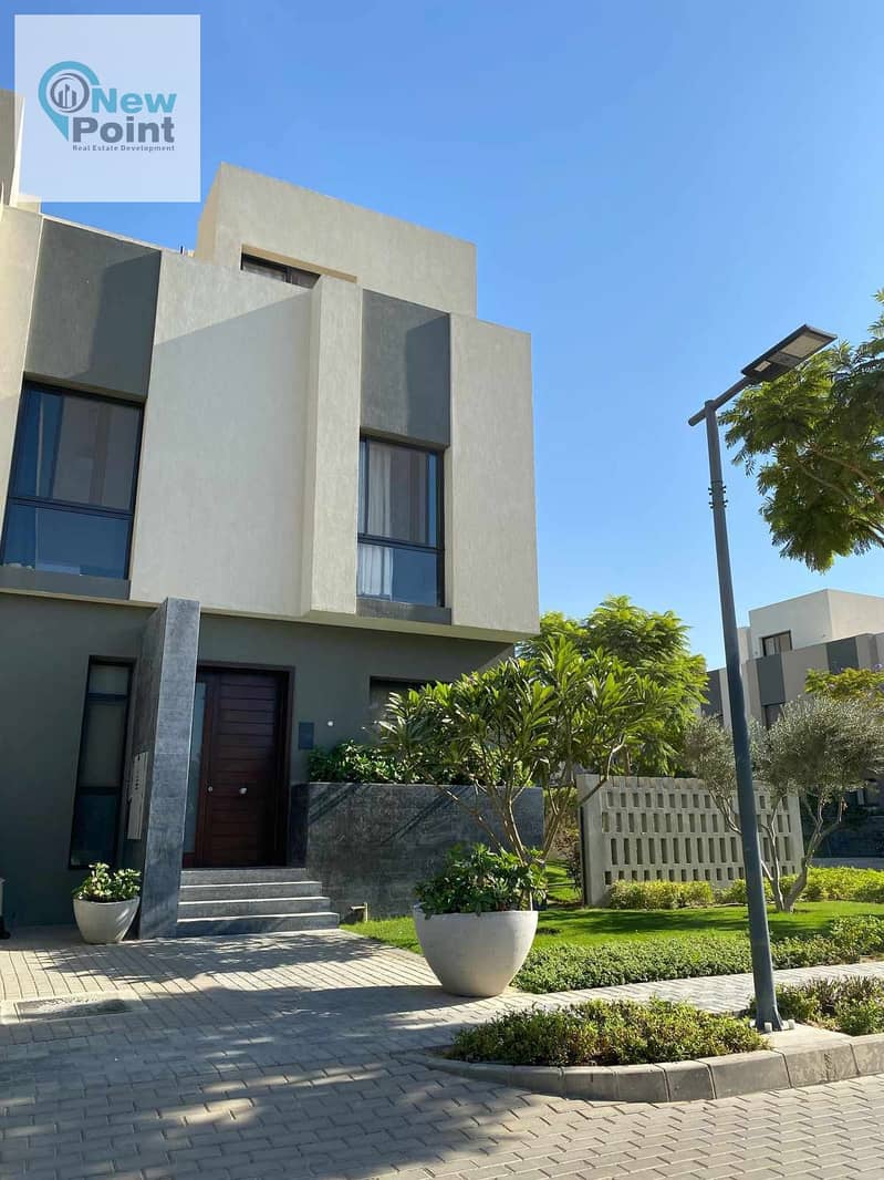 Townhouse villa at a special price in installments up to 8 years, directly in front of the International Medical Center Al Burouj Compound 2