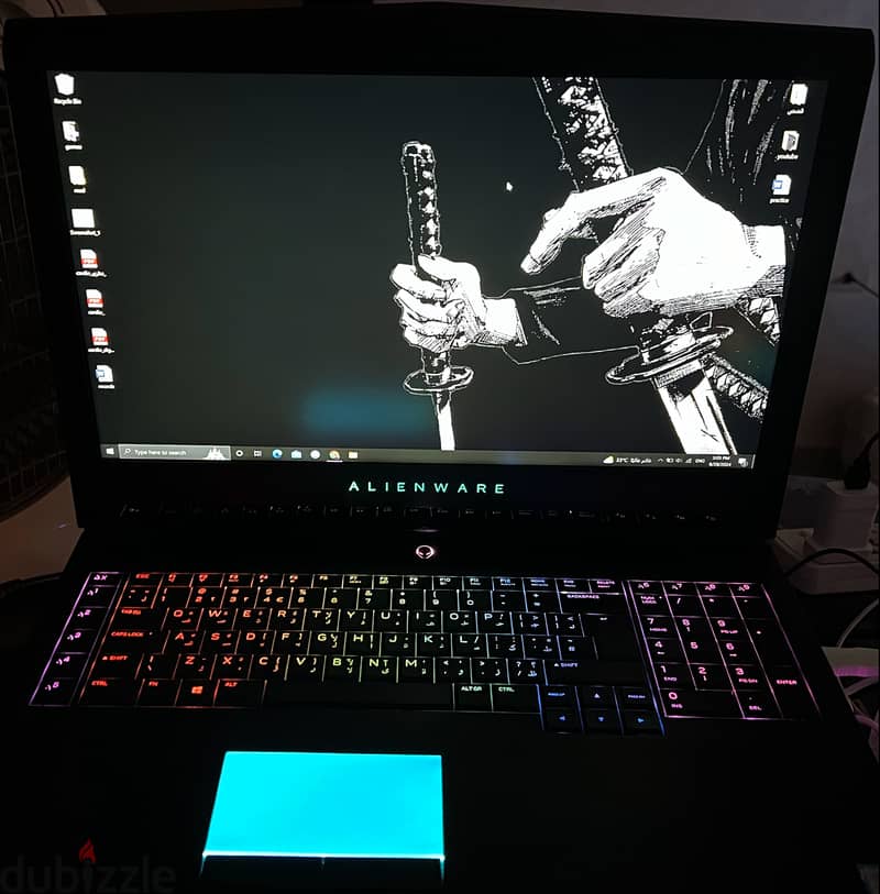 Alienware 17 R4 laptop 1