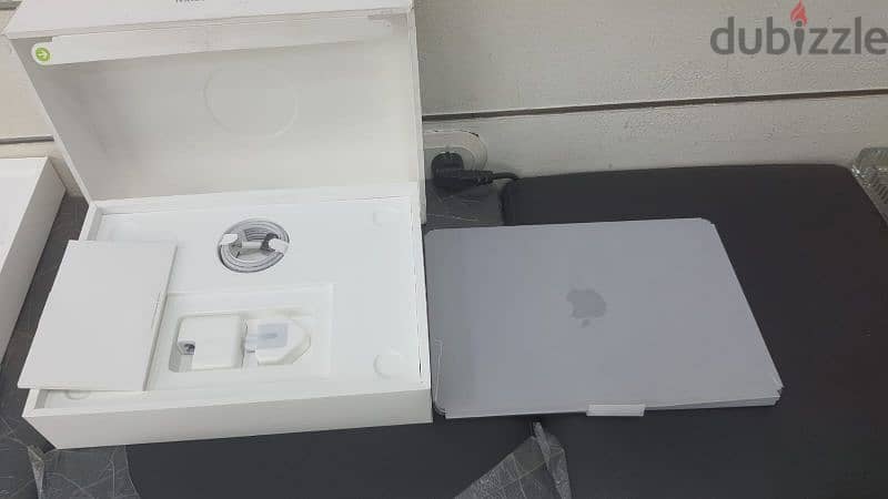 MACBOOK AIR M3 2024 بالضمان 2