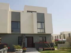 0% DP Own Townhouse fully finished in Al Burouj Compound in New Cairo