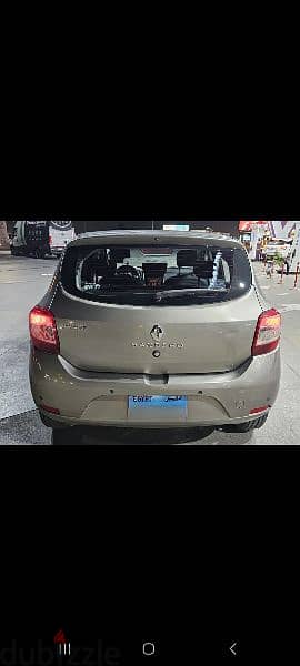 Renault Sandero 2015 1