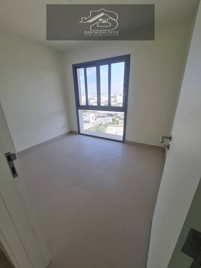 Lowest down payment for chalet 1 bedroom in Marassi direct on lagoon | اقل مقدم لشاليه غرفه فى مراسى مباشرة على الاجون 4