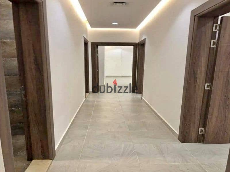 Apartment for sale in the Fifth Settlement, on the landscape, in the Taj City Compound, directly in front of the airport, along Al Thawra Street 12