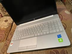 hp laptop i5 gen11 used like new