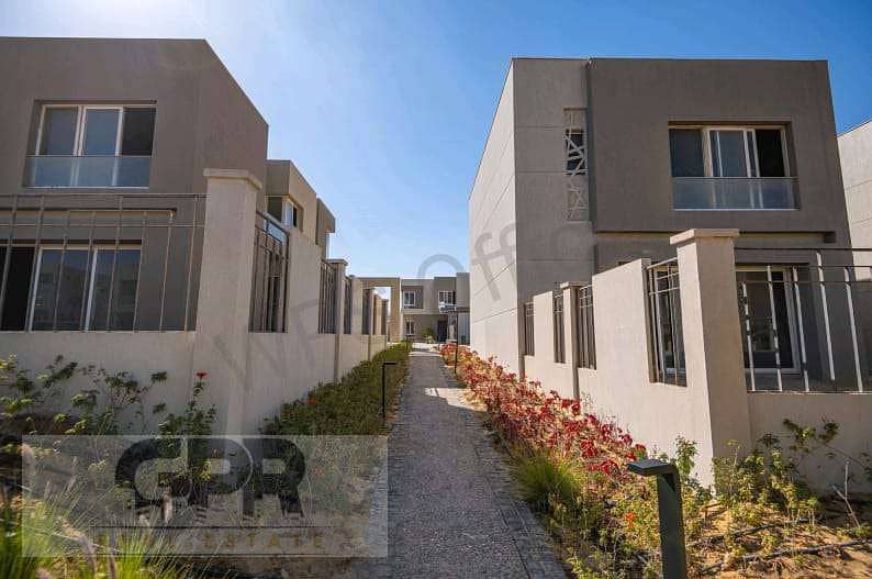 Apartment for sale at a special price in Badya, one of Palm Hills projects, 6 October 10