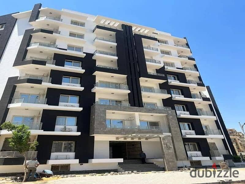 Two-room apartment for sale in the capital, in Al-Maqsad Compound, next to the Green River and in front of the iconic tower Only 5% down payment Prime 17