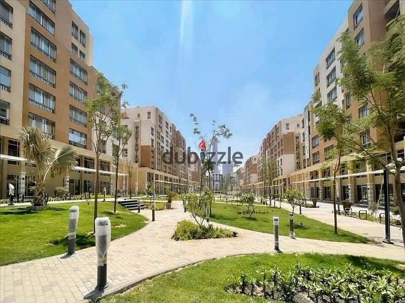 3-bedroom apartment for sale with only 5% down payment in the capital, in Al-Maqsad Compound, next to the Green River and in front of the iconic tower 6