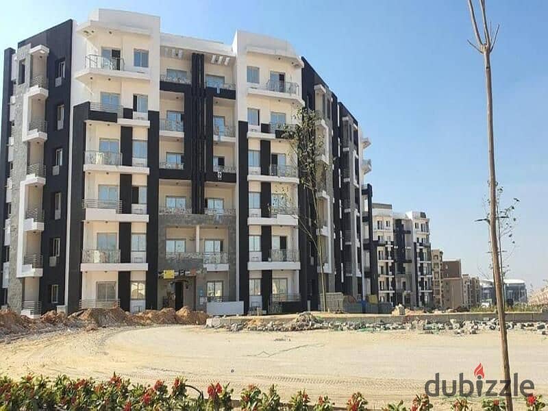 3-bedroom apartment for sale with only 5% down payment in the capital, in Al-Maqsad Compound, next to the Green River and in front of the iconic tower 19