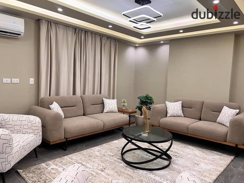 من المالك مباشرة شقة متشطبة بالكامل فى كمبوند او ويست مدينة 6 اكتوبر Directly from the owner a fully finished apartment in O West Compound 6 October 1