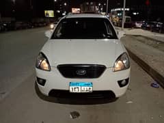 Kia Carens 2012 0