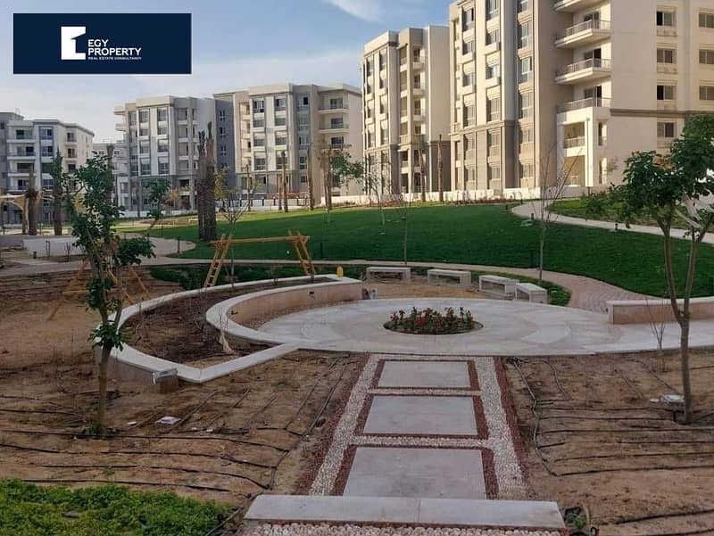 شقة  بموقع متميز جدا بالتقسيط  للبيع في هايد بارك -  التجمع الخامس   -   Hyde  Park   -   New  Cairo 5