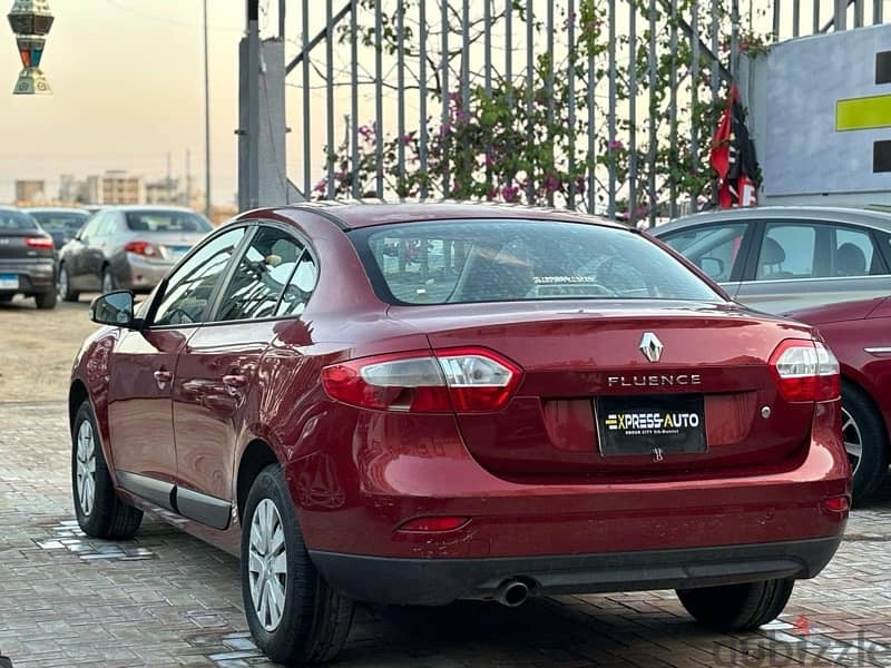 Renault Fluence 2015 3