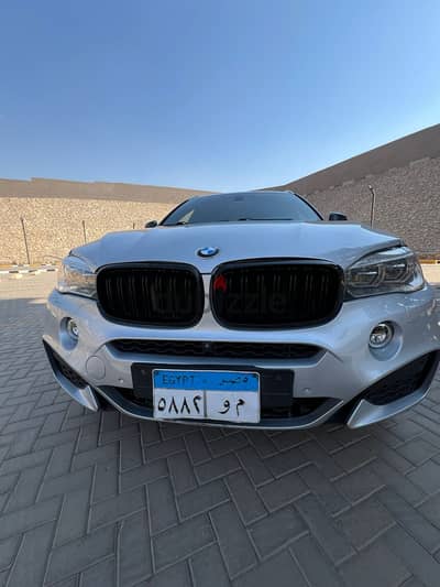 BMWX6 2017