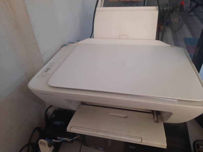 طابعه واسكنر اسود والوان ماركه HP Deskjet 2320 3