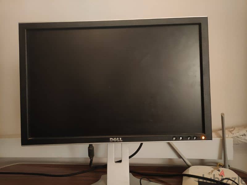 شاشة كمبيوتر LCD dell ٢٠ بوصة 0