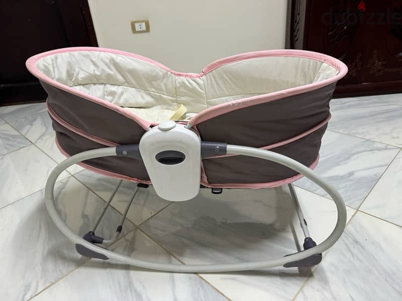 mastela baby rocker 5*1 5