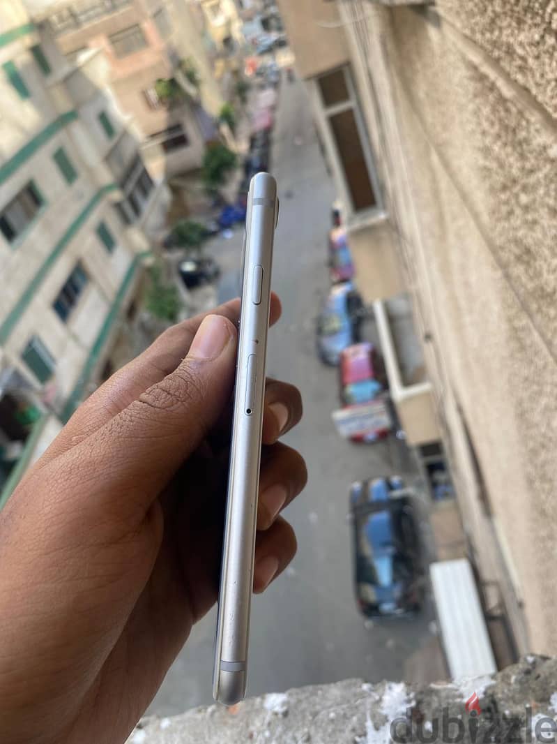 iPhone 8 عادي  البطاريه 85 2