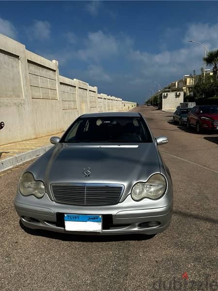 Mercedes-Benz C180 2004 1