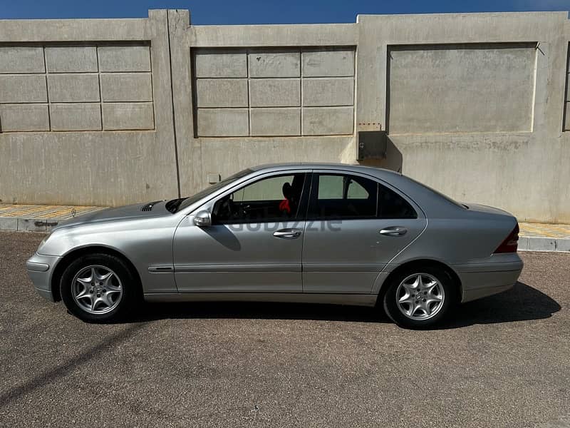 Mercedes-Benz C180 2004 2