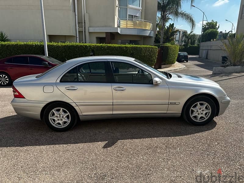 Mercedes-Benz C180 2004 3