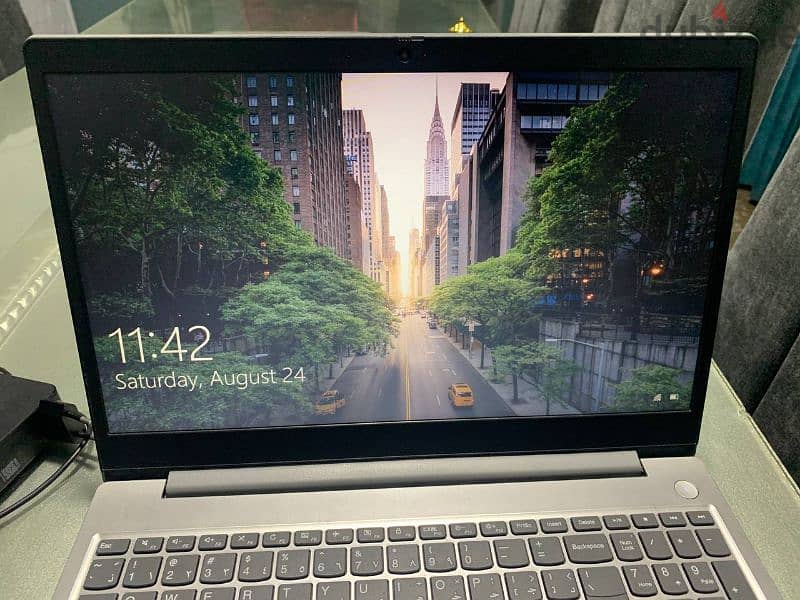 Lenovo ideapad 3-15IML05 لاب توب 1