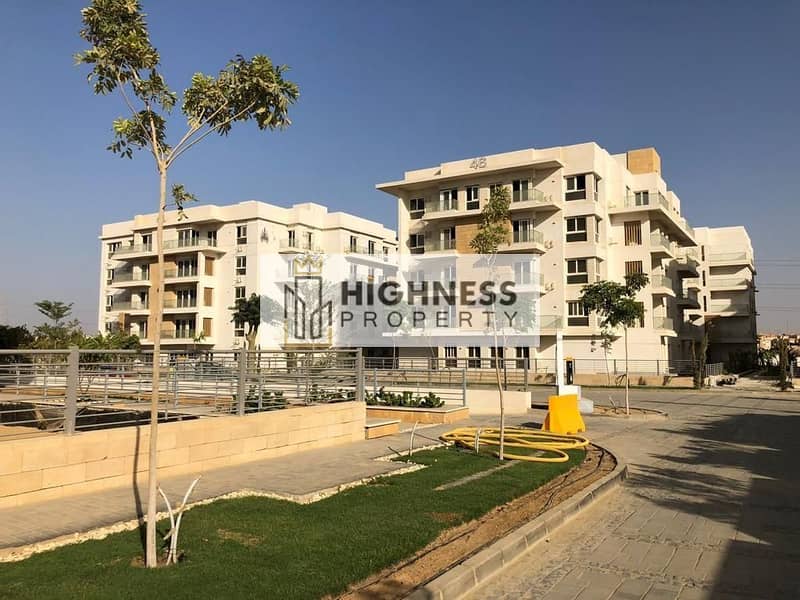 Apartment with garden, 190 m, for sale at a very special price in Mountain View iCity October Compound, with the longest payment period 9