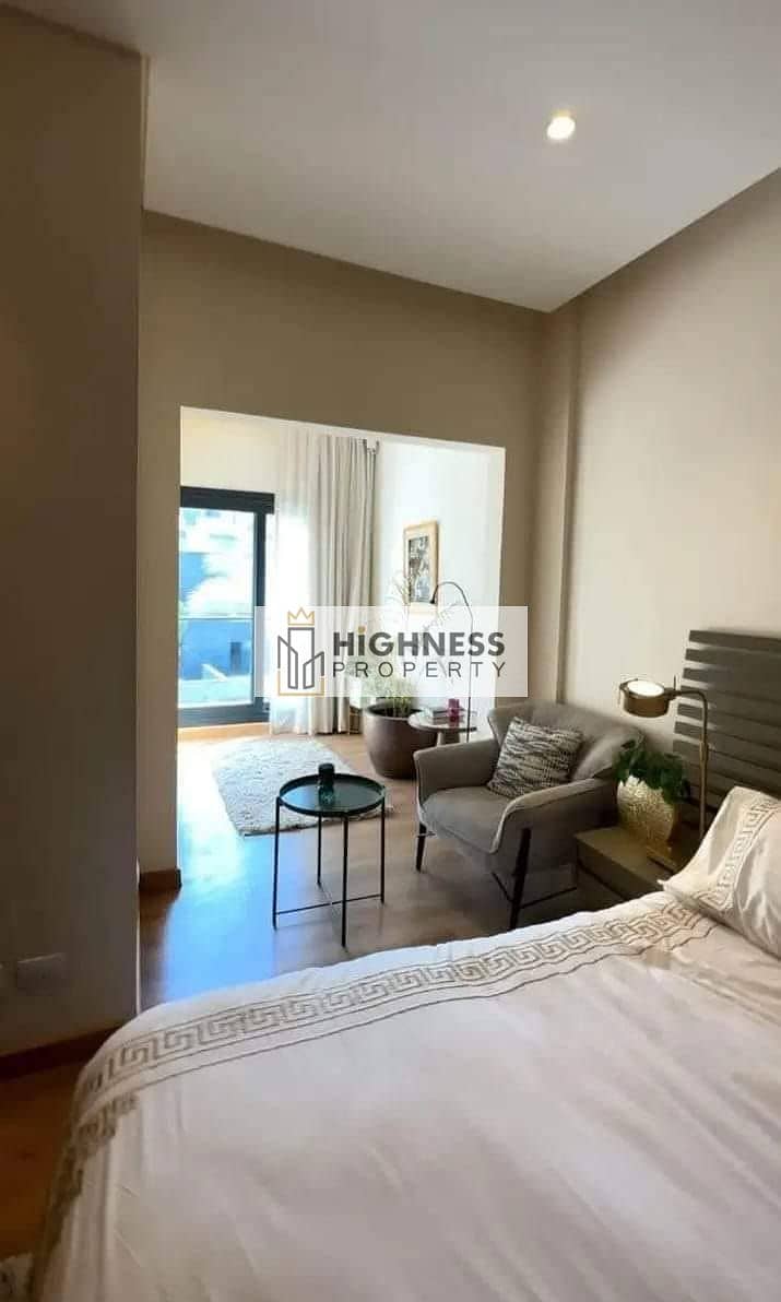 With the lowest down payment, an apartment for sale at a very special price, 160 m, immediate delivery, in 6th October, near Sheikh Zayed, sun capital 4