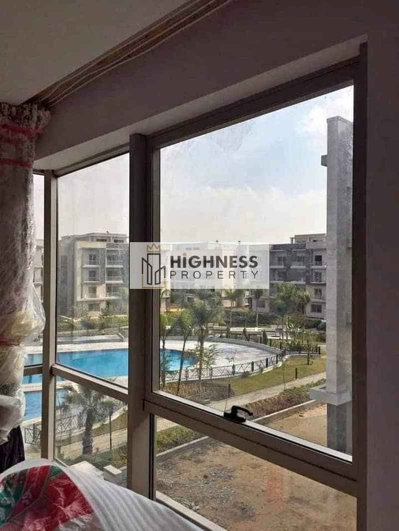 With the lowest down payment, an apartment for sale at a very special price, 160 m, immediate delivery, in 6th October, near Sheikh Zayed, sun capital 6