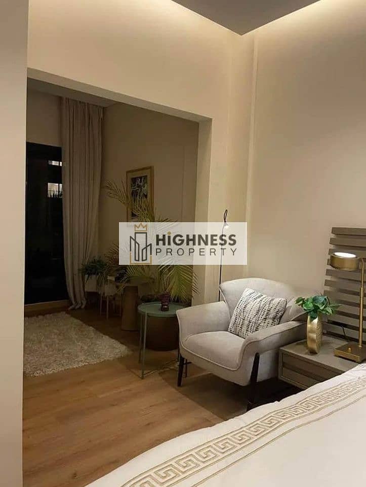 With the lowest down payment, an apartment for sale at a very special price, 160 m, immediate delivery, in 6th October, near Sheikh Zayed, sun capital 12