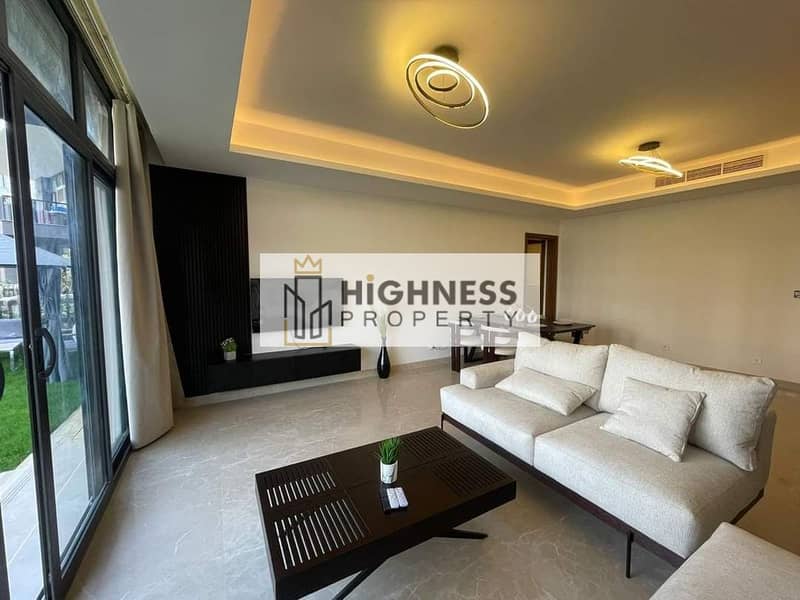 At the old price, an apartment for sale at a very special price, ultra-super luxurious, finished, in Mostakbal City, next to Madinaty and Bloomfields, 1