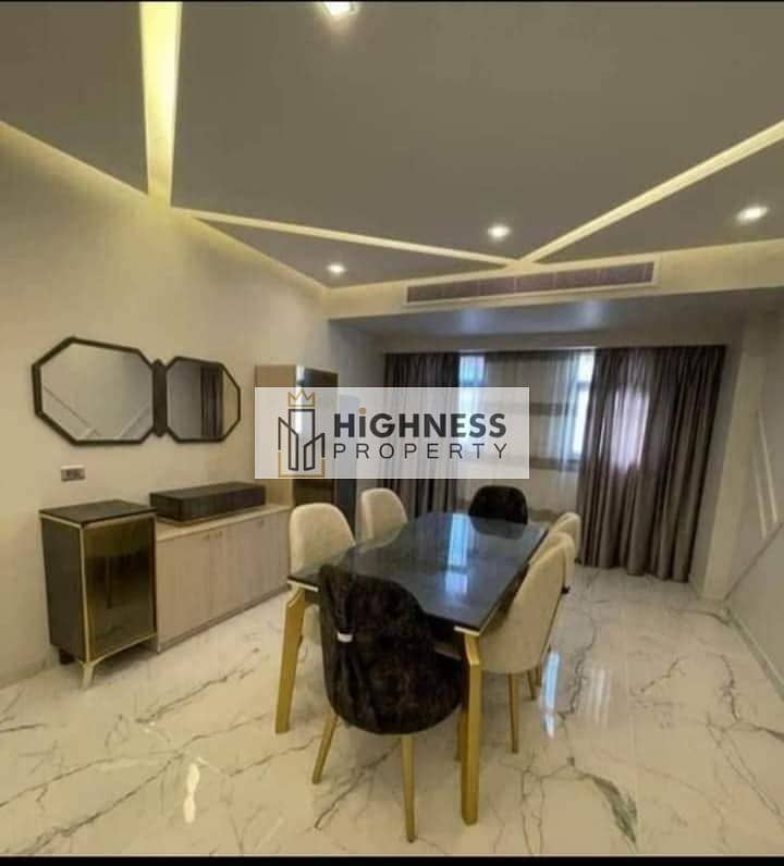 Apartment for sale, 157 meters, immediate receipt, in Old October, at a very special price, next to Sheikh Zayed, in Sun Capital, 6th of October 2