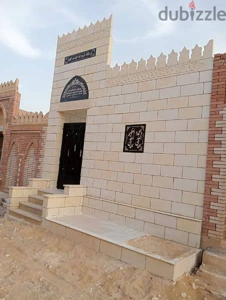 مدفن للبيع جاهز في 6 اكتوبر طريق الواحات خلف مسكان عثمان 40 متر 2عين 1