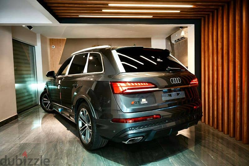 أودي كيو 7 2024 Audi Q7 S-line 16