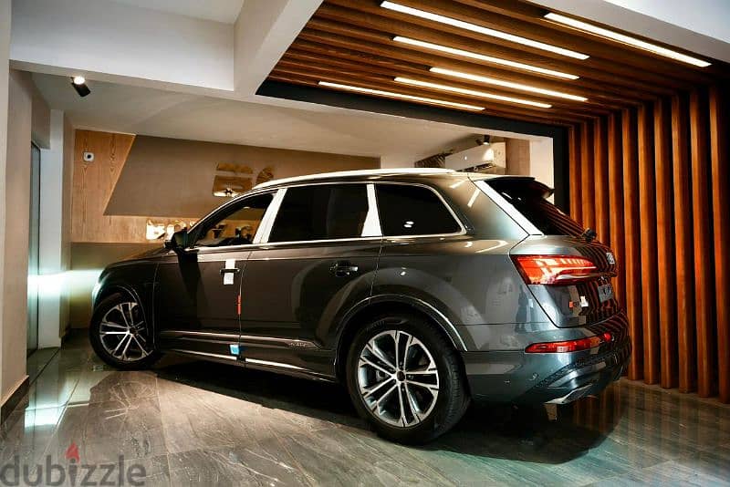 أودي كيو 7 2024 Audi Q7 S-line 18