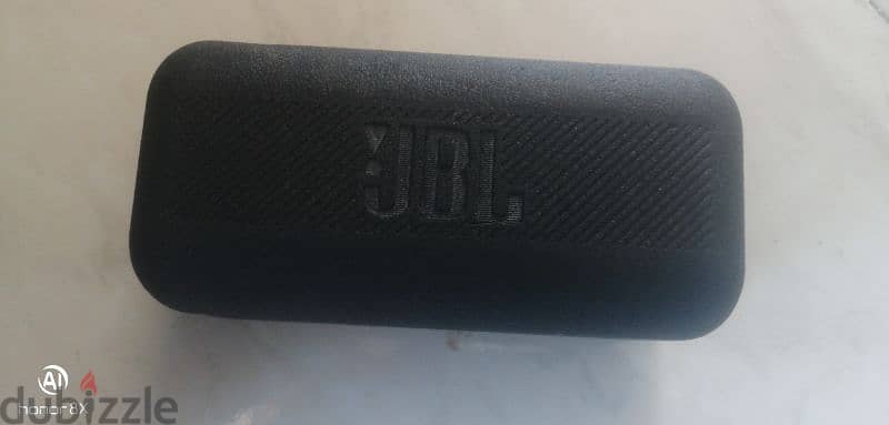 سماعه JBL FLIP 5 بحاله ممتازه و بطاريه ممتازه 1