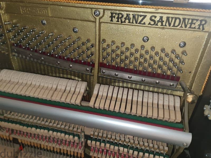 Franz Sandner model Sp-360 professional Highest category  for pianists 6