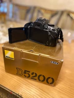 nikon