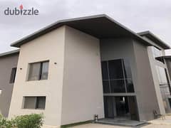 فيلا جاهزه للمعاينه 210م كريك تاون التجمع الخامس For quick sale, 210m villa on Suez Road new cairo