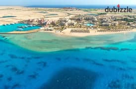 Furnished hotel apartment on the sea, 112 sqm + garden, in Soma Bay, Hurghada 0