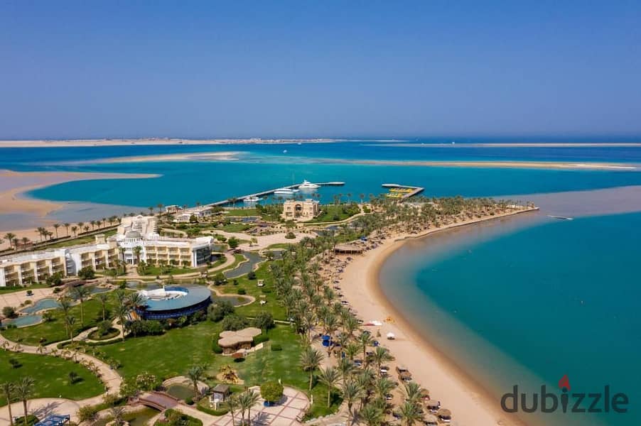 Furnished hotel apartment on the sea, 112 sqm + garden, in Soma Bay, Hurghada 4