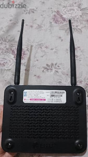 روتر LG U+100 Wi-Fi 12