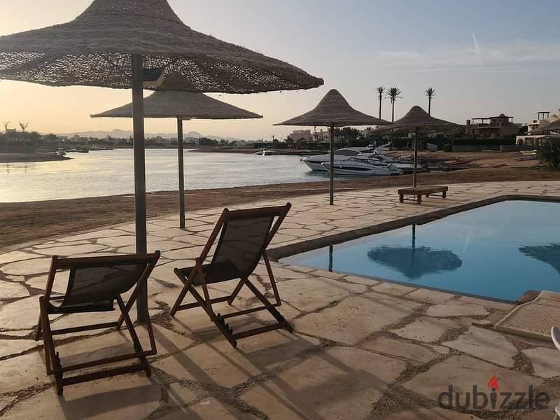 Last chalet for sale with  private garden 145m on the Lagoon, finished with air conditioners and a kitchen, in El Gouna 7