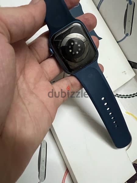 Apple Watch series 7 45MM 4