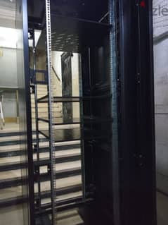 Rack 42u Vented Door