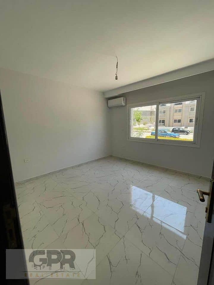 روف بنتهاوس للبيع في هايد بارك نيو كايرو على شارع التسعين دايركت بسعر مميز / penthouse roof in hyde park new cairo for sale with affordable price 0