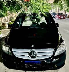 Mercedes-Benz B180 2014