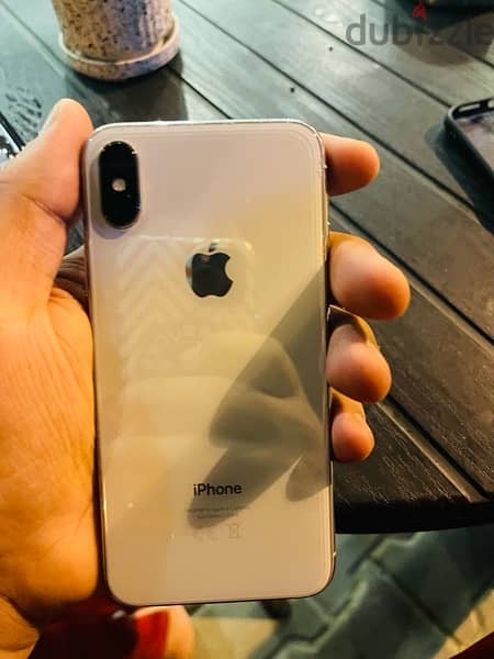 iphone 64 100 بدون اي خرابيش  الموبيل مفهوش اي اعطال غير الفيس اي دي 3