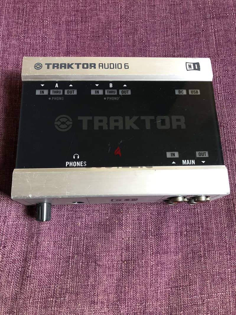 Native Instruments traktor audio 6 5