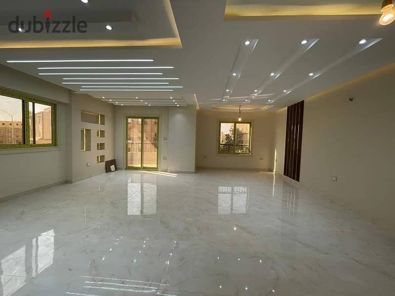 للبيع شقة 240م متشطبة بالكامل فى ارقى كمبوند بقلب زايد القديمة For sale apartment 240m fully finished n the finest compound in the heart of old Zayed 0